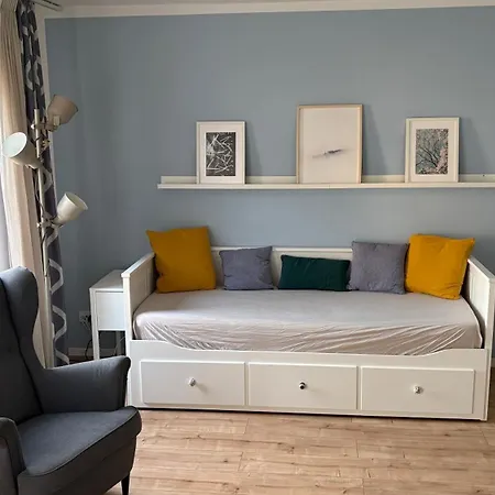 Apartment Moeblierte In Laubegast *