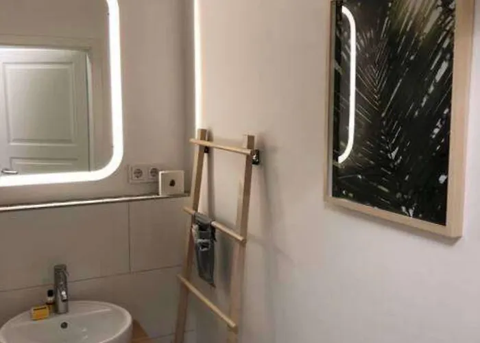 Moeblierte In Laubegast Apartment